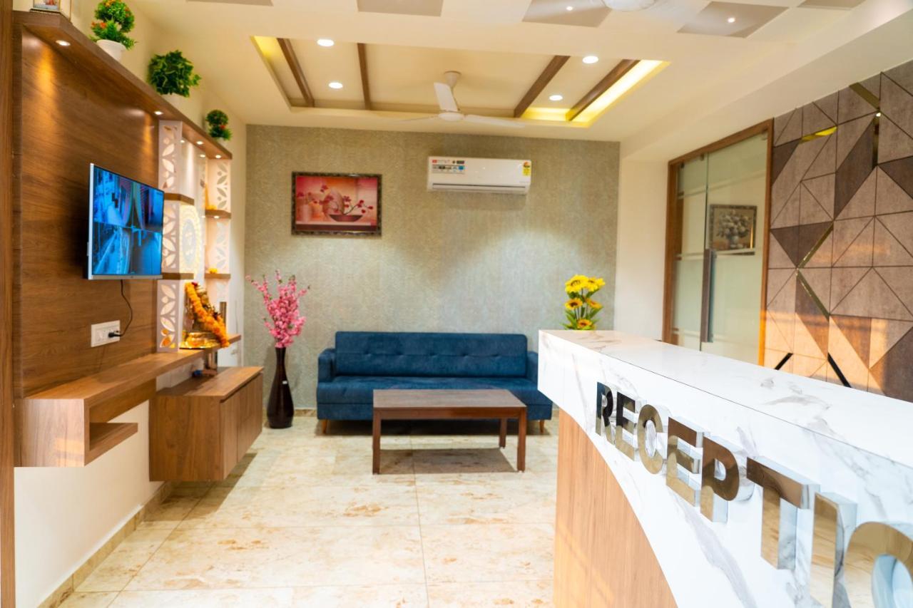 Hotel Lee Grand Ānand Εξωτερικό φωτογραφία